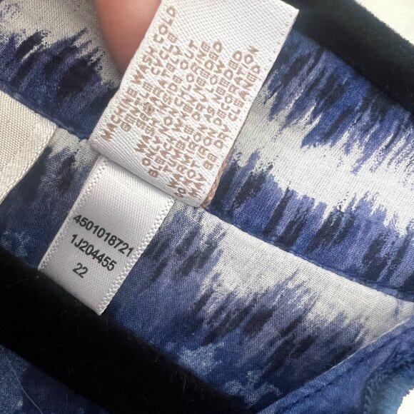 Chicos Sz XL / 3 Blue V Neck 3/4 Sleeve Tunic Top Boho Lightweight Cotton Mirror - Picture 7 of 7